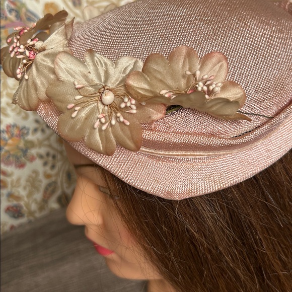 Vintage‎ Hat Pink and Cream Flowers Fascinator Church - Picture 8 of 15